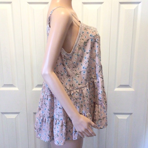 Cozy Casual Womens Pink Floral Ruffled Cami Tank Top Size Large - Picture 3 of 6